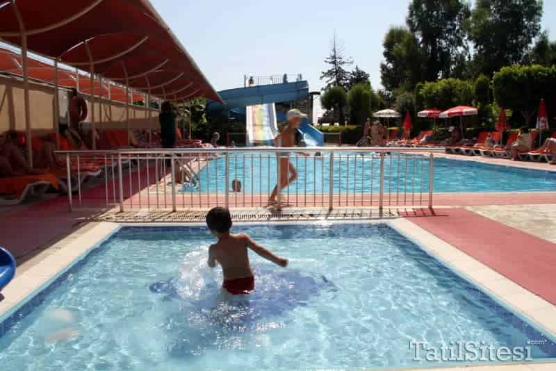 Lims Bona Dea Beach Hotel